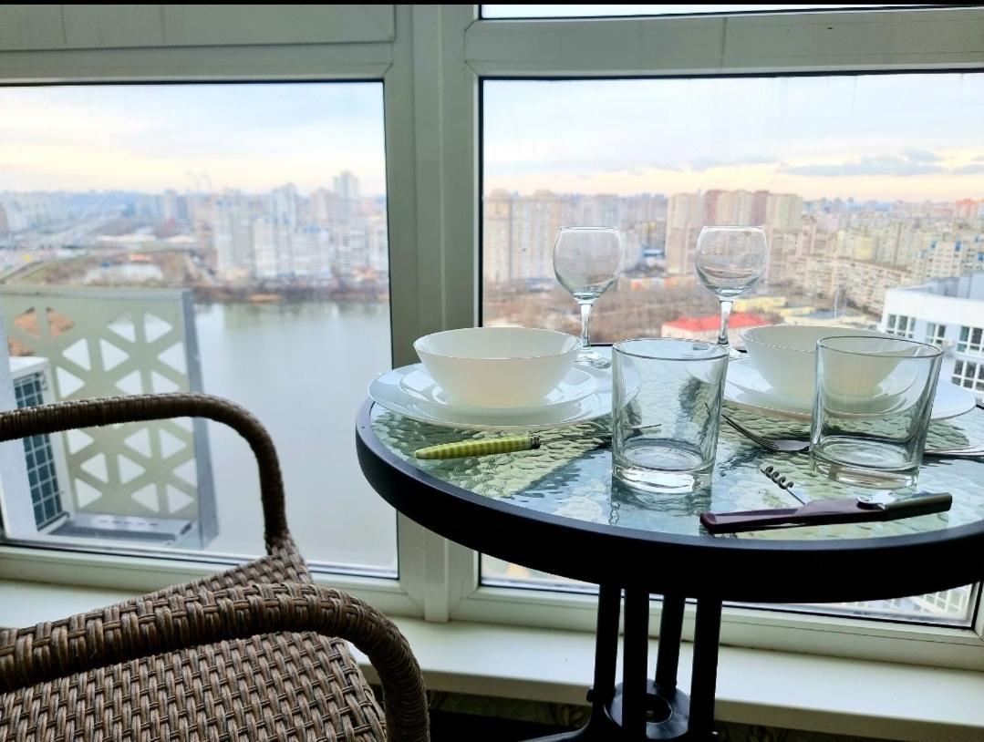 Your! Panoramic View Of The Lake! Kiev Ngoại thất bức ảnh